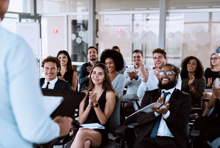 Dia do trabalho: 7 campanhas de comunicação interna inspiradoras